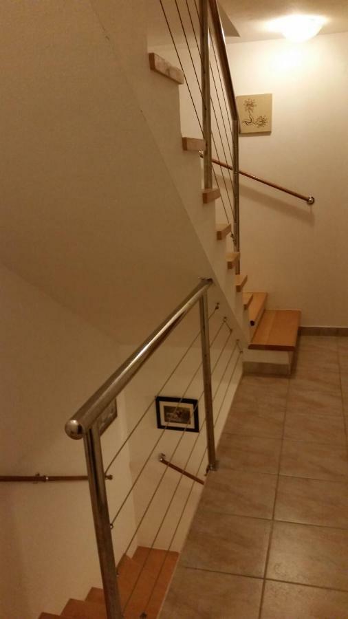 Apartments Volat Beaches Каштела Экстерьер фото
